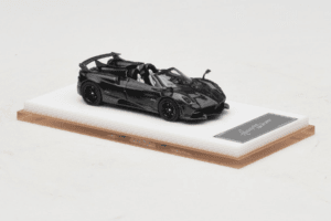 Pagani Huayra Tricolore Roadster Exposed Carbon Henson & Heaven 1:64 PHREC01 Metalas - nuotrauka 4 iš 7