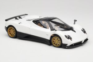 Pagani Zonda F Baltas Mondo Motors 1:18 157655 Metalas - nuotrauka 6 iš 8