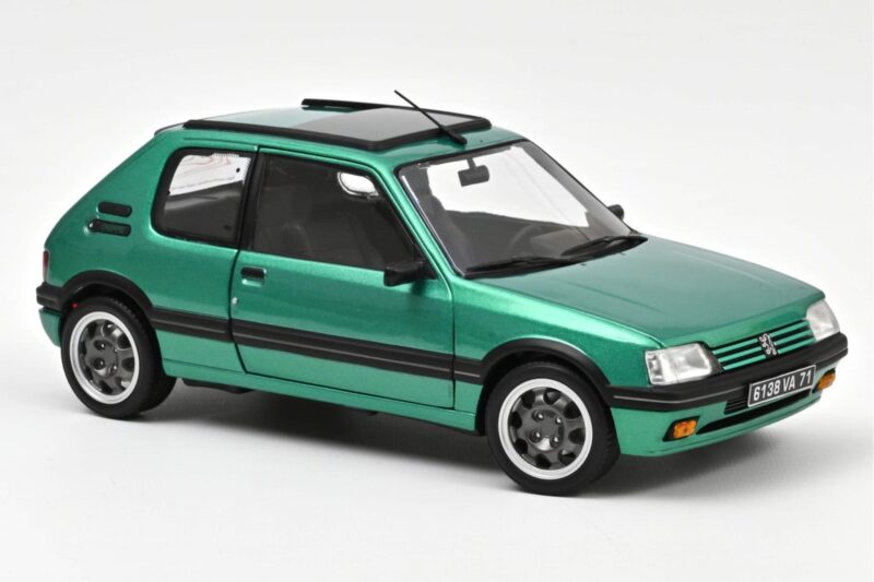 Peugeot 205 GTi Griffe Su Stogeliu Žalias Norev 1:18 Peugeot 205 GTi Griffe Su Stogeliu Žalias Norev 1:18 184847 Metalas