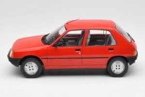 Peugeot 205 Raudonas MCG 1:18 MCG18492 Metalas - nuotrauka 3 iš 6