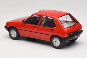 Peugeot 205 Raudonas MCG 1:18 MCG18492 Metalas - nuotrauka 5 iš 6