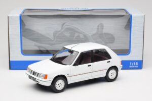 Peugeot 205 Baltas MCG 1:18 MCG18493 Metalas - nuotrauka 6 iš 6