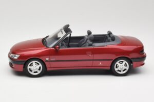 Peugeot 306 Kabrioletas Raudonas Otto 1:18 OT042 Derva - nuotrauka 3 iš 6