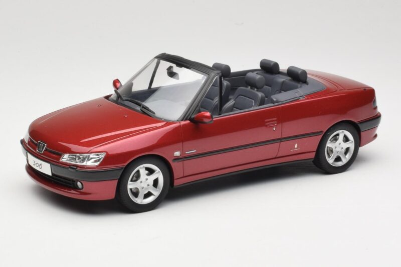 Peugeot 306 Kabrioletas Raudonas Otto 1:18 OT042 Derva