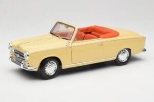 Peugeot 403 Kabrioletas Smėlio Geltonas Solido 1:18 8165 Metalas