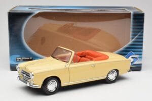Peugeot 403 Kabrioletas Smėlio Geltonas Solido 1:18 8165 Metalas - nuotrauka 8 iš 8