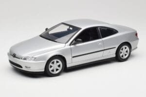 Peugeot 406 Coupe Sidabrinis Gate 1:18 01024 Metalas