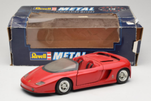 Pininfarina Mythos Raudonas Revell 1:18 8806 Metalas - nuotrauka 8 iš 8