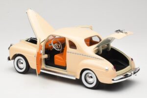Plymouth Coupe Smėlio Road Signature 1:18 92398 Metalas - nuotrauka 5 iš 8