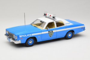 Plymouth Fury Police Pursuit New York Police Department GreenLight 1:18 19043 Metalas
