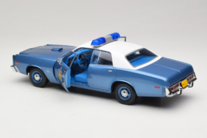 Plymouth Fury Police Pursuit Smokey and the Bandit GreenLight 1:18 19044 Metalas - nuotrauka 5 iš 8