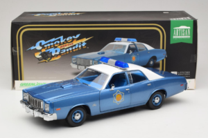 Plymouth Fury Police Pursuit Smokey and the Bandit GreenLight 1:18 19044 Metalas - nuotrauka 8 iš 8