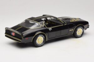 Pontiac Firebird Trans Am SE Smokey and the Bandit Joyride 1:18 33121 Metalas - nuotrauka 3 iš 8