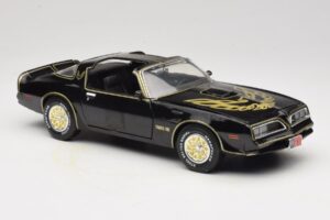 Pontiac Firebird Trans Am SE Smokey and the Bandit Joyride 1:18 33121 Metalas - nuotrauka 6 iš 8