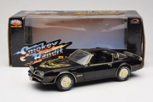 Pontiac Firebird Trans Am SE Smokey and the Bandit Joyride 1:18 33121 Metalas - nuotrauka 8 iš 8