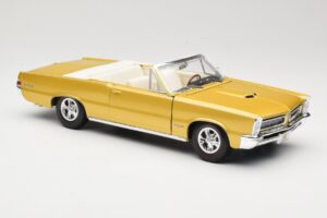 Pontiac GTO Hurst Edition Auksinis Maisto 1:18 531884 Metalas - nuotrauka 6 iš 8