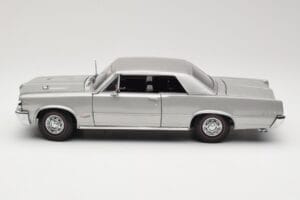 Pontiac GTO Sidabrinis Sun Star 1:18 1821 Metalas - nuotrauka 4 iš 8