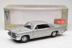 Pontiac GTO Sidabrinis Sun Star 1:18 1821 Metalas - nuotrauka 8 iš 8