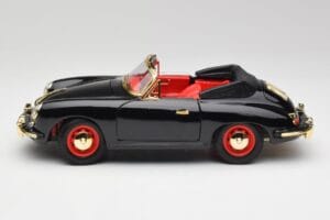 Porsche 356B Kabrioletas Juodas Bburago 1:18 3031D Metalas - nuotrauka 4 iš 8