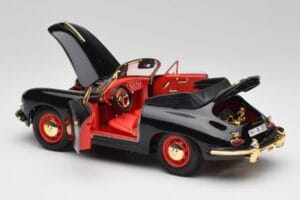Porsche 356B Kabrioletas Juodas Bburago 1:18 3031D Metalas - nuotrauka 5 iš 8