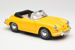 Porsche 356B Kabrioletas Geltonas Bburago 1:18 3031 Metalas - nuotrauka 6 iš 8