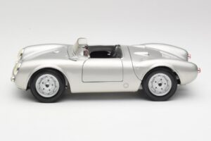 Porsche 550 A Spyder Sidabrinis Maisto 1:18 50314 Metalas - nuotrauka 4 iš 8