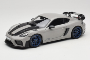 Porsche 718 Cayman 982 GT4 RS Weissach Package Chalk Norev 1:18 187253 Metalas