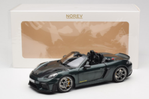 Porsche 718 Spyder RS Weissach Pack Forest Green Norev 1:18 187272 Metalas - nuotrauka 8 iš 8