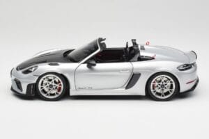 Porsche 718 Spyder RS Weissach Pack GT-Silver Metallic Norev 1:18 187270 Metalas - nuotrauka 4 iš 8