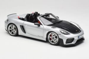 Porsche 718 Spyder RS Weissach Pack GT-Silver Metallic Norev 1:18 187270 Metalas - nuotrauka 6 iš 8