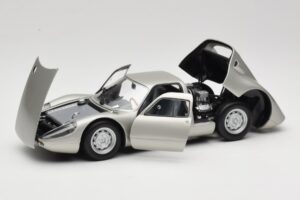 Porsche 904 GTS Sidabrinis Minichamps 1:18 180067722 Metalas - nuotrauka 2 iš 8