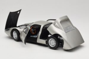 Porsche 904 GTS Sidabrinis Minichamps 1:18 180067722 Metalas - nuotrauka 5 iš 8
