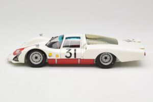 Porsche 906 LH #31 H. Herrmann / H. Linge Porsche System Engineering 24 Hours of Le Mans 1966 Minichamps 1:18 100666131 Metal - nuotrauka 4 iš 8