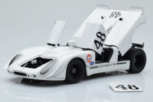 Porsche 908/02 #48 S. McQueen / P. Revson 12 Hours of Sebring 2nd Place Post Race Version 1970 AUTOart 1:18 87072 Metalas - nuotrauka 2 iš 8