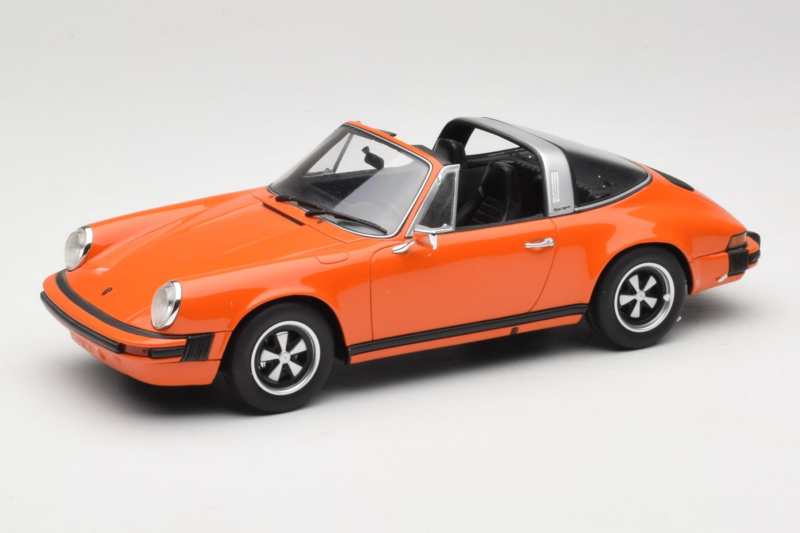Porsche 911 G-Series 2.7 Targa Oranžinis GT Spirit 1:18 GT023A Derva