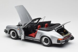Porsche 911 930 Carrera 3.2 Kabrioletas Pilkas Metallic Minichamps 1:18 100063034 Metalas - nuotrauka 5 iš 8