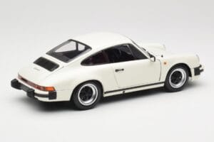 Porsche 911 930 Carrera 3.2 Grand Prix White Minichamps 1:18 100063024 Metalas - nuotrauka 3 iš 8