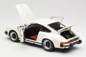 Porsche 911 930 Carrera 3.2 Grand Prix White Minichamps 1:18 100063024 Metalas - nuotrauka 5 iš 8