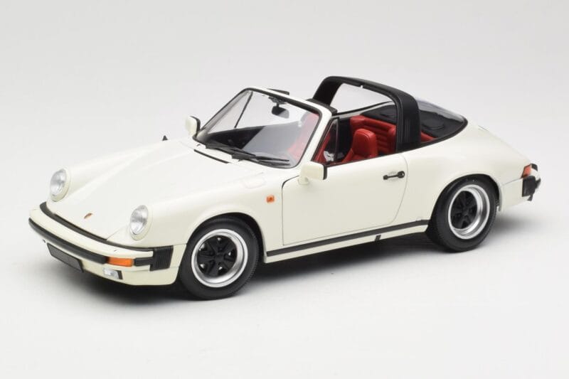 Porsche 911 930 Carrera Targa 3.2 Grand Prix White Minichamps 1:18 100063062 Metalas