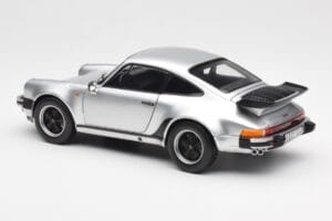 Porsche 911 930 Turbo 3.3 Sidabrinis Norev 1:18 187574 Metalas - nuotrauka 7 iš 8
