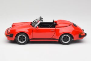 Porsche 911 964 Speedster Raudonas Maisto 1:18 37800-M2 Metalas - nuotrauka 4 iš 8