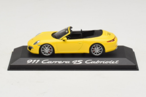 Porsche 911 991 Carrera 4S Kabrioletas Geltonas Minichamps 1:43 WAP0201120C Metalas