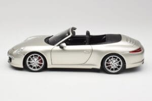 Porsche 911 991 Carrera S Kabrioletas GT Sidabrinis Metalinis Minichamps 1:18 100061030 Metalas - nuotrauka 4 iš 8