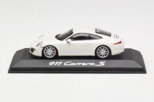 Porsche 911 991 Carrera S Baltas IAA Frankfurt 2011 Minichamps 1:43 WAX20100090 Metalas