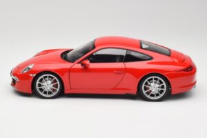 Porsche 911 991 Carrera S Guards Raudonas Minichamps 1:18 100061020 Metalas - nuotrauka 4 iš 8