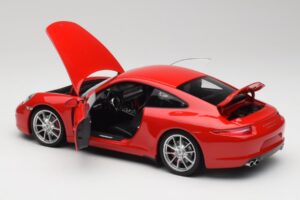 Porsche 911 991 Carrera S Guards Raudonas Minichamps 1:18 100061020 Metalas - nuotrauka 5 iš 8