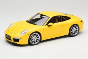 Porsche 911 991 Carrera S Racing Yellow Minichamps 1:18 100061021 Metalas
