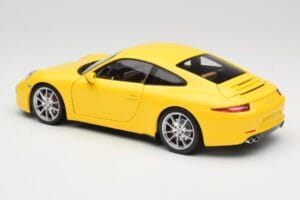 Porsche 911 991 Carrera S Racing Yellow Minichamps 1:18 100061021 Metalas - nuotrauka 7 iš 8