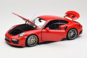 Porsche 911 991 Turbo S Guards Red Minichamps 1:18 110067122 Metalas - nuotrauka 2 iš 8