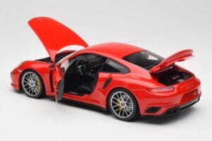 Porsche 911 991 Turbo S Guards Red Minichamps 1:18 110067122 Metalas - nuotrauka 5 iš 8